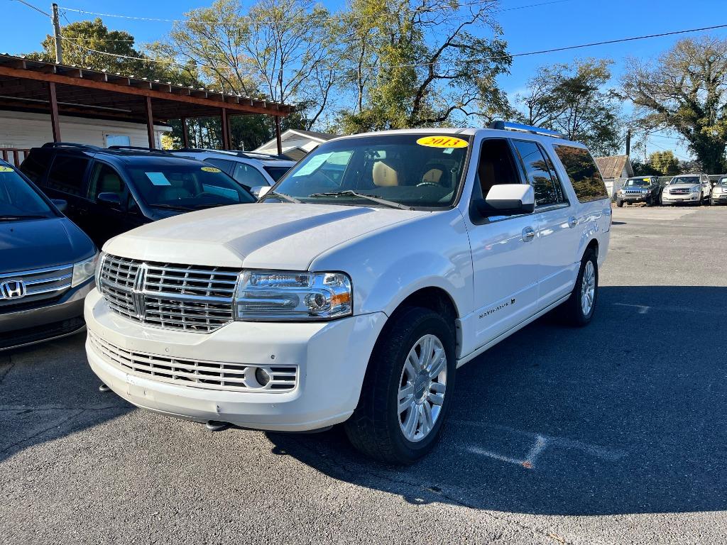 2013 Lincoln Navigator 4x4 L's photo